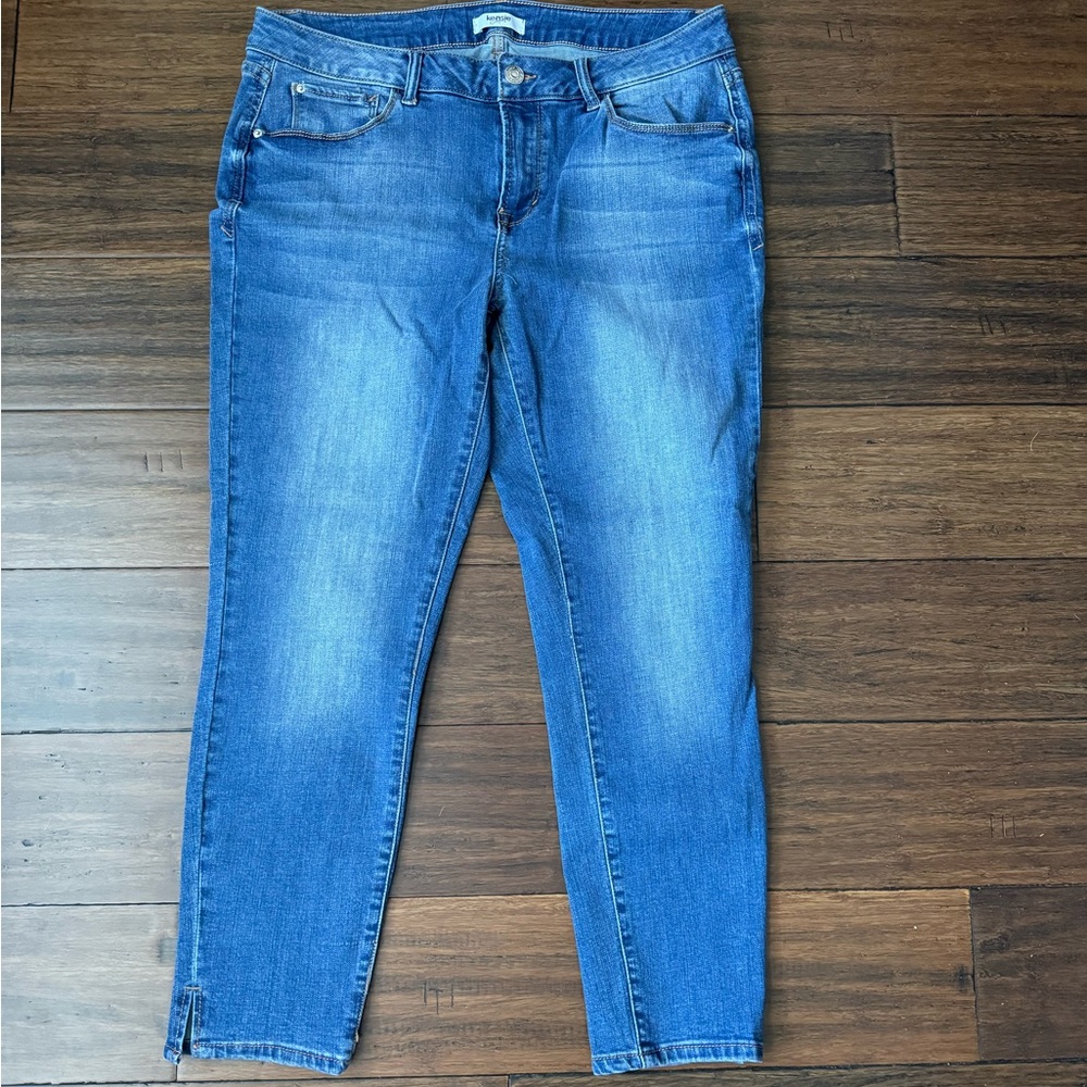 Kenzie women’s skinny cropped jeans sz 10